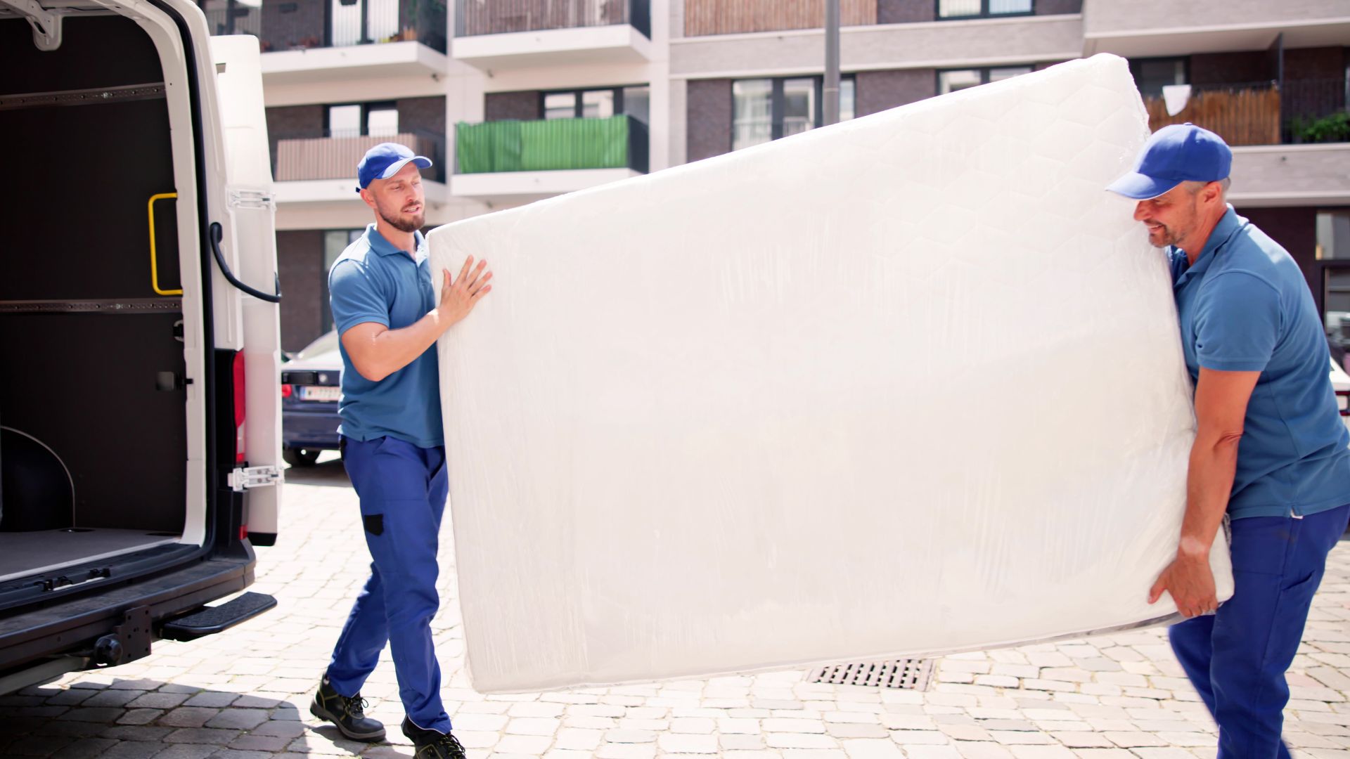 Momos Umzug - Umzüge - Umzugsfirma - Transporte - Möbelmontage - Aachen